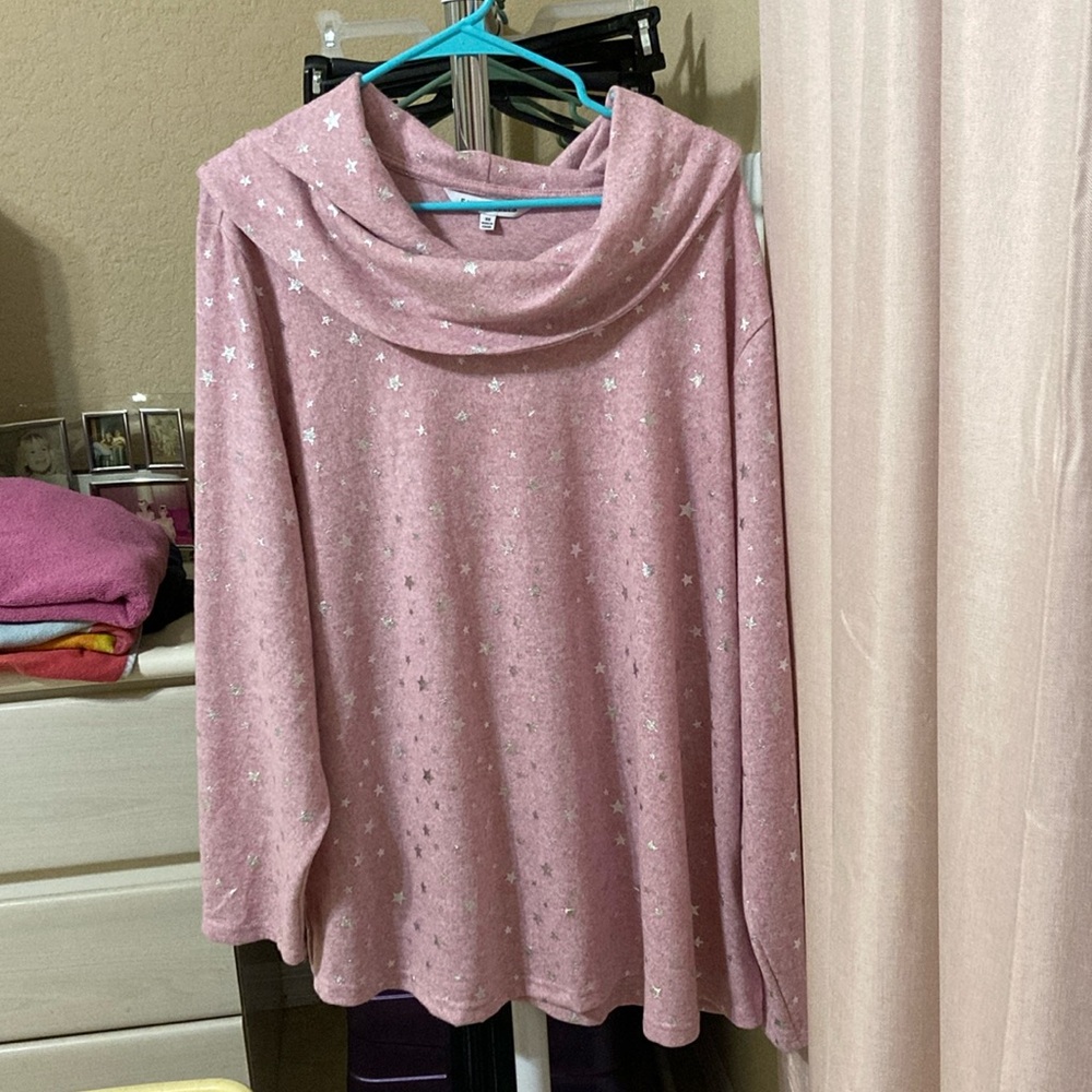Lightweight sweater